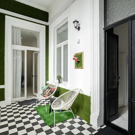 Eye Of Luxury Apartment
